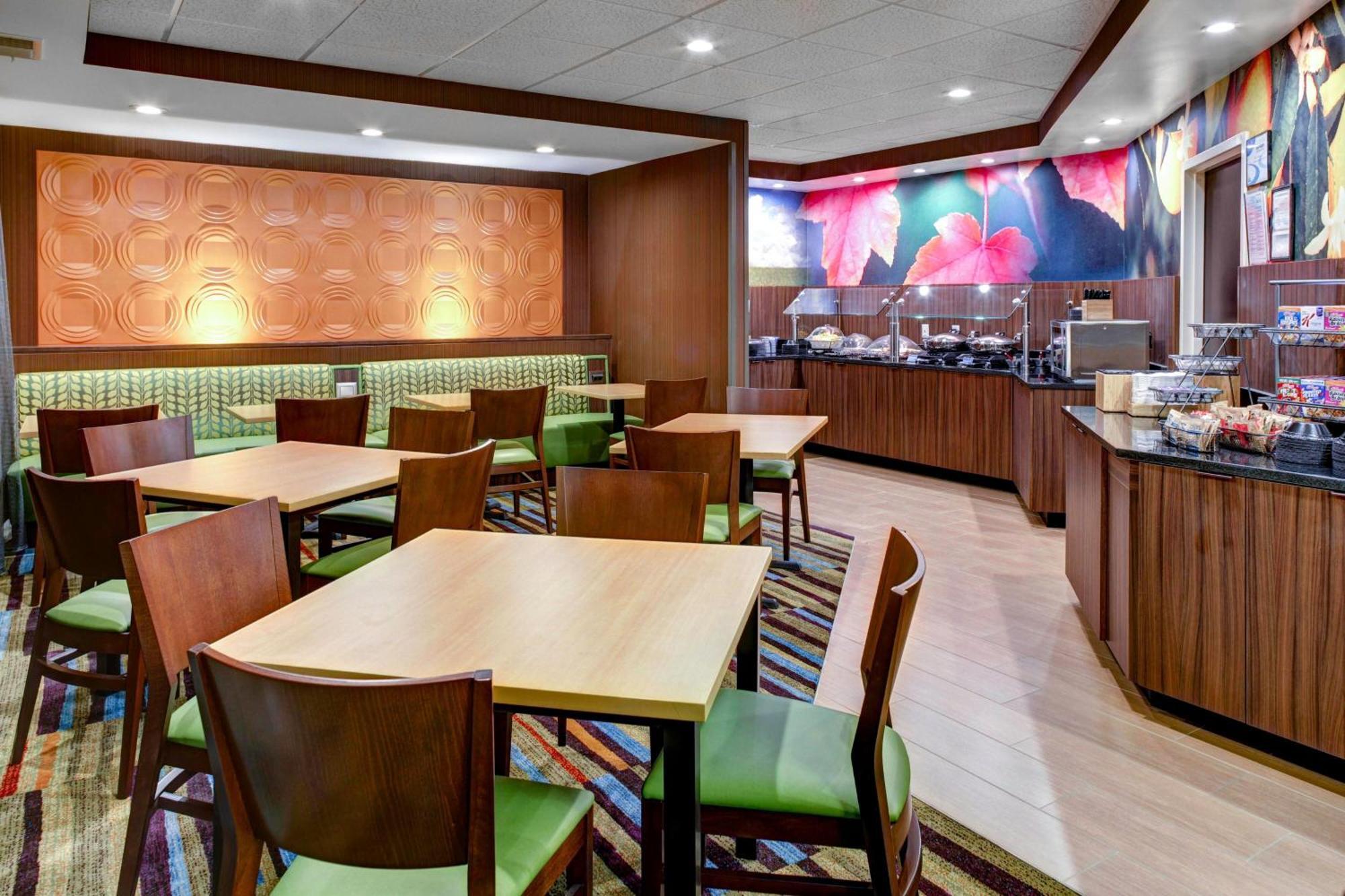 Fairfield Inn And Suites By Marriott Atlanta Suwanee Bagian luar foto