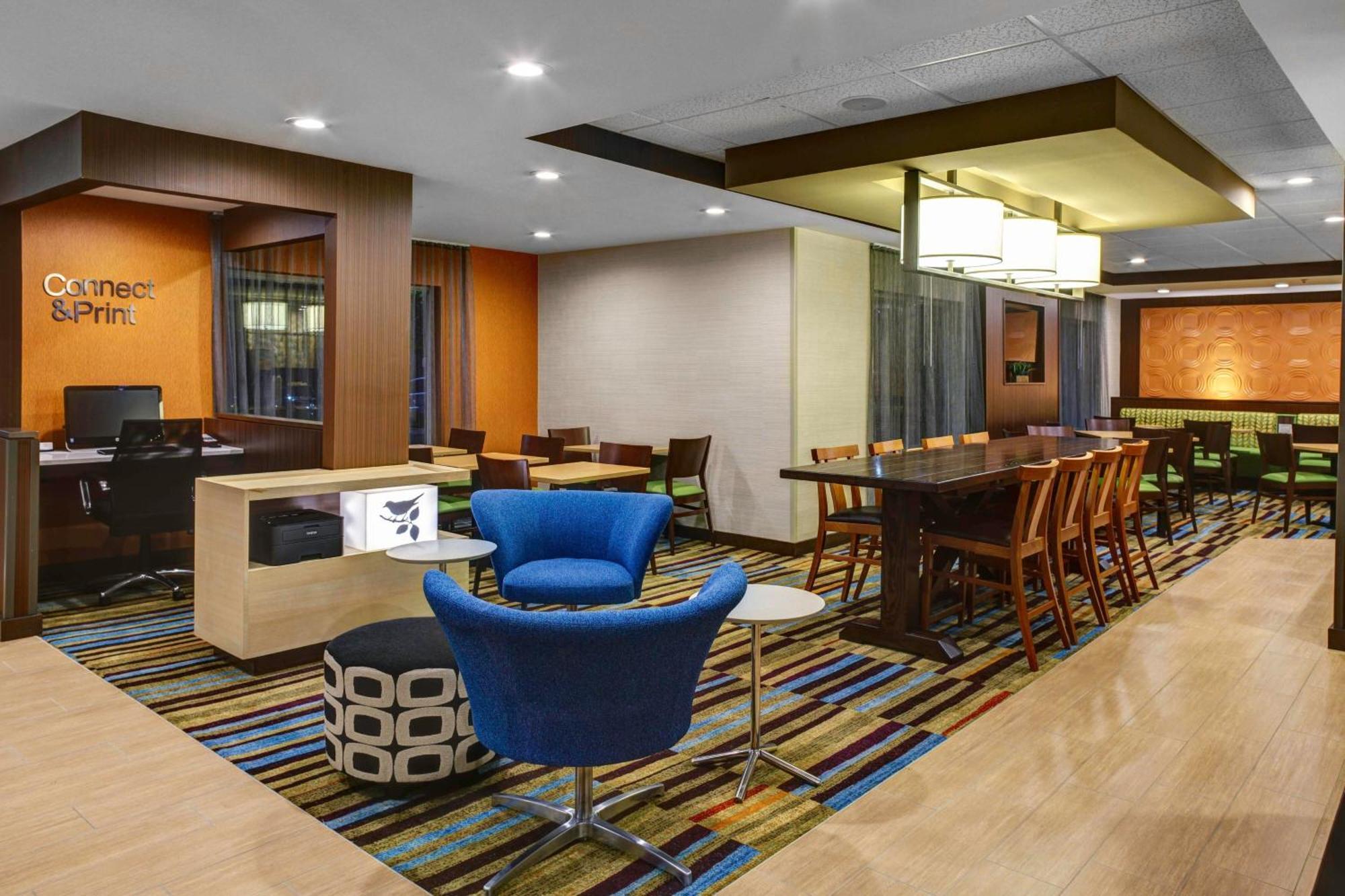 Fairfield Inn And Suites By Marriott Atlanta Suwanee Bagian luar foto
