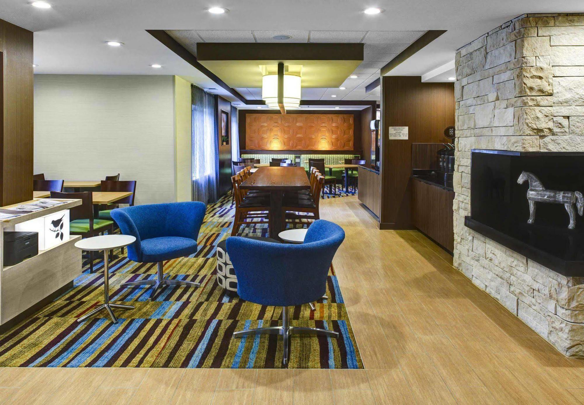 Fairfield Inn And Suites By Marriott Atlanta Suwanee Bagian luar foto