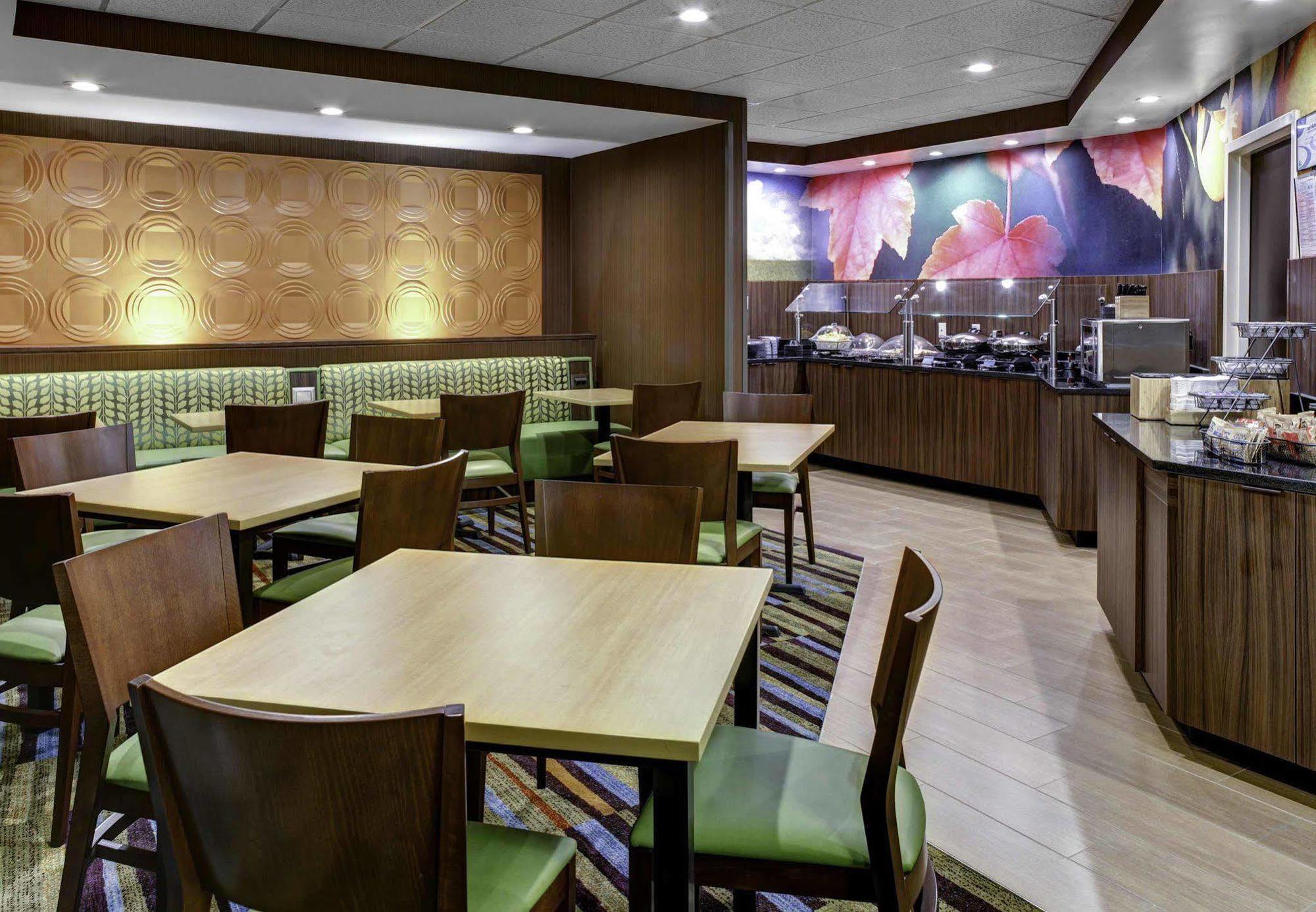 Fairfield Inn And Suites By Marriott Atlanta Suwanee Bagian luar foto