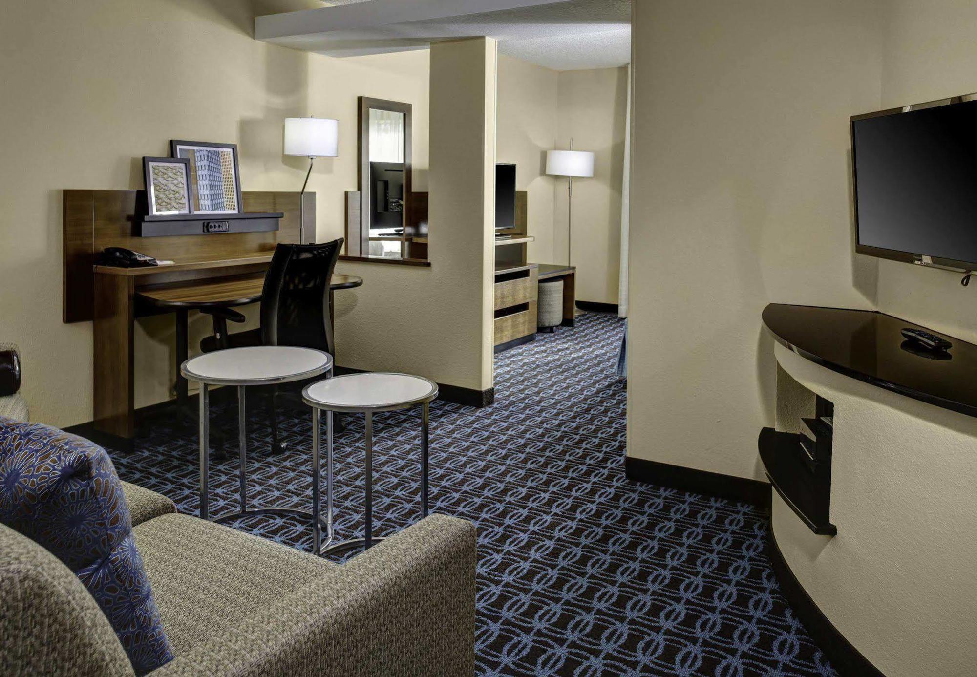 Fairfield Inn And Suites By Marriott Atlanta Suwanee Bagian luar foto