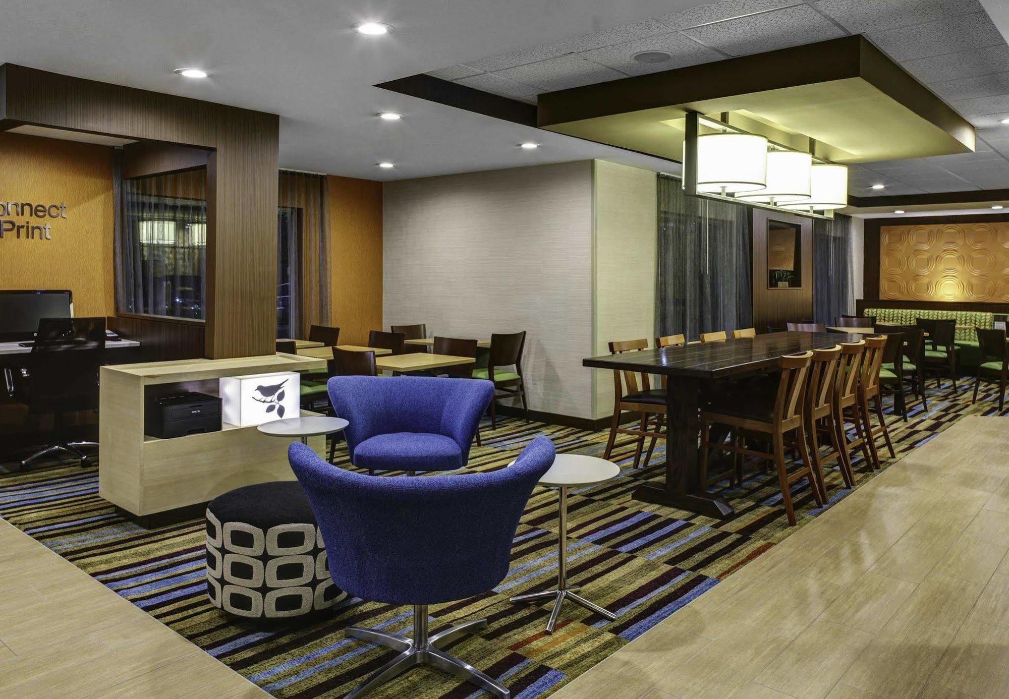 Fairfield Inn And Suites By Marriott Atlanta Suwanee Bagian luar foto